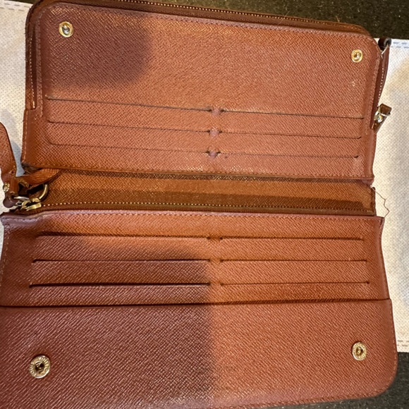 Louis Vuitton wallet - Picture 7 of 10